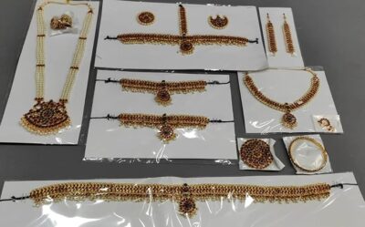 Elite Trade Artistic Red and Golden Classical/Bharatnatyam Heavy Jewellery Set - Image 3